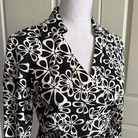 Diane Von Furstenberg New Jeanne Two Signature Long Sleeve Wrap Dress Size 6 - Picture 2 of 10